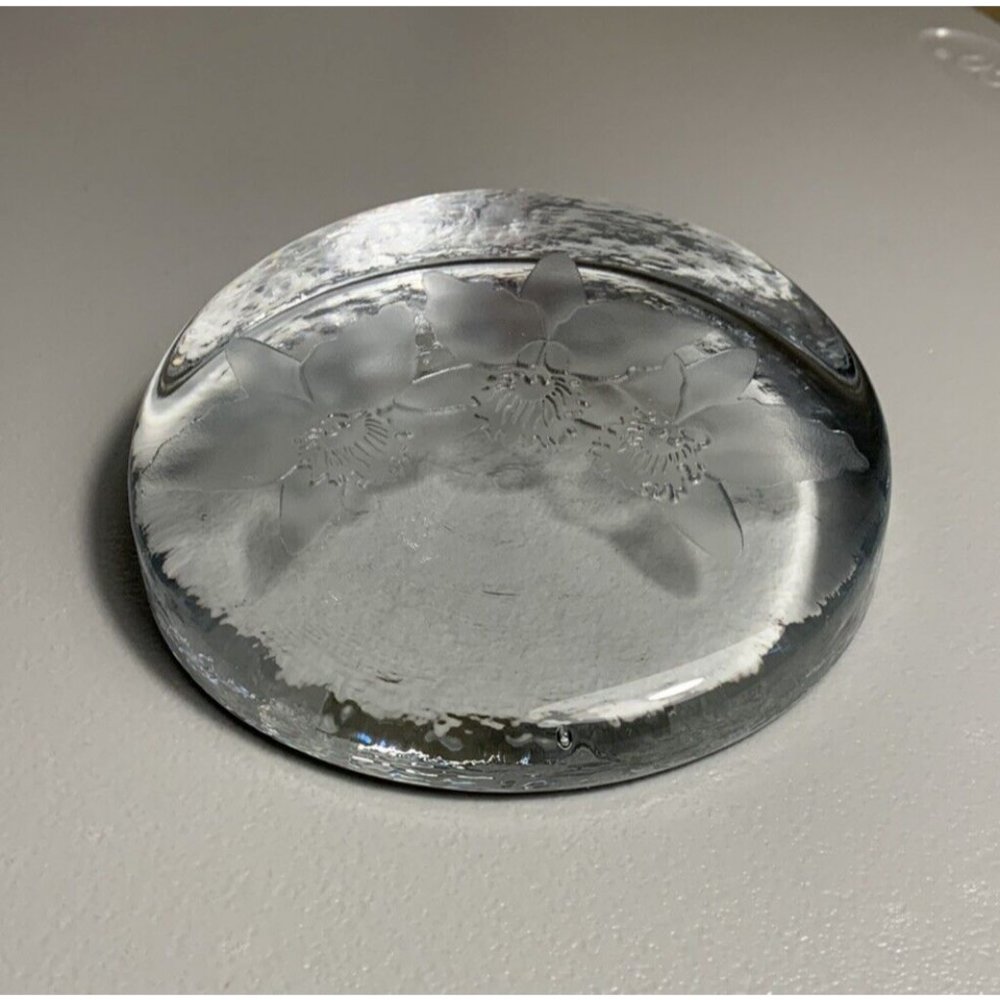 Slanted Circular Glass Paperweight with Etched Flowers Signed "Galdes" 4.5"